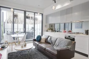 BOUTIQUE STAYS - Vox Vibe, Prahran Apartment - Image 2