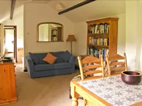Moonlight Cottage - Image 4