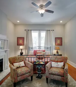416A Waldburg st · Newly Renovated 1920's Historic District Apt - Image 3