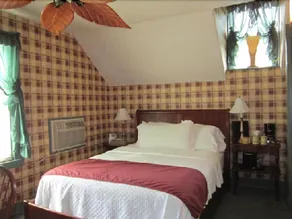 The Jenkins Inn - Image 4