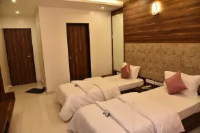 JK Rooms 134 Near GIDC, ABC Circle - Image 4