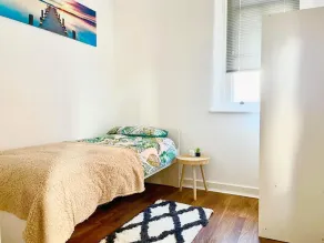 2 Bed Self Contained Apartment Wrexham - Image 4
