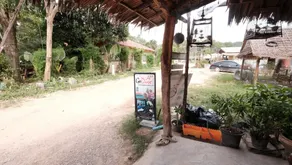 Mama Klong Khong Bungalow - Image 2