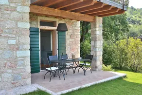 Villa Il Cerro With Lake View - Image 4