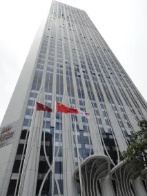 Vertical City Hotel Guangzhou - Image 4