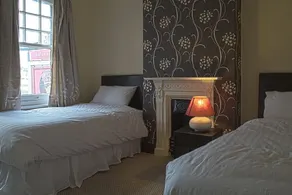 The Alexandra Pub - Image 3