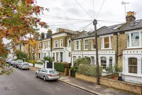 Percy Road Retreat - Image 3