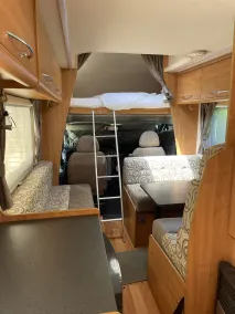 Captivating 2 bed Motorhome in Wareham - Image 2