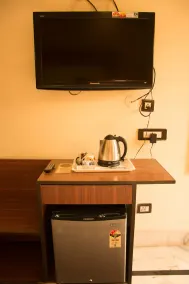 Hotel Wall City - Image 2