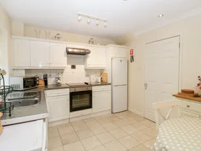 5 Wye Rapid Cottages - Image 4