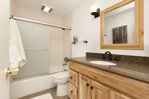 60 Fall Lane Sonnenblick #3 4 Bedroom Townhouse by RedAwning - Image 2