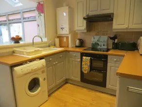 Rose Cottage, Gorgeous Accommodation - Image 5