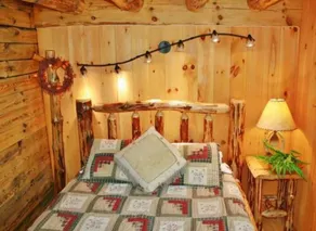 Diamond Lake Cabins - Image 4