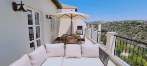 STAY Sunset Hill - Image 4