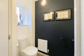 Stunning 4 Bed House With Cinema Room & Parking - Image 5