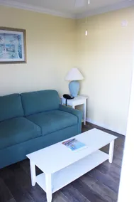 Holiday Shores Beach Club - Image 3
