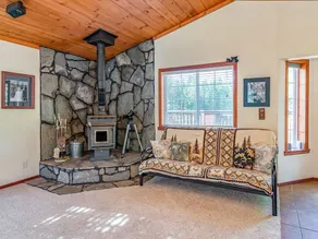 14029 Northwoods Blvd Home - Image 2