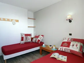 Well-furnished Apartment in Méribel-mottaret at 1800m - Image 4