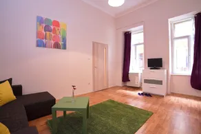 Opera Guesthouse & Apartments - Image 3