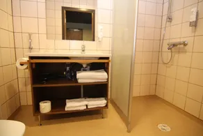 Pii Hotel - Image 2