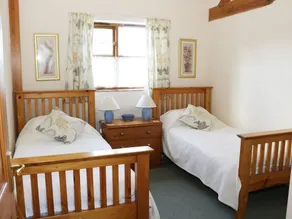 Ragleth Cottage - Image 5