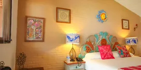 Private Suite in Upscale Boutique Hotel - Image 5