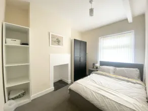Thepropertyfocus - Stylish 2-bedroom House - Image 3
