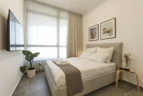 AirTLV - Menachem Begin Apartment - Image 4