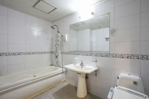 Sunflower Hotel - Image 3