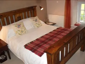 Rhedyn Guest House - Image 3