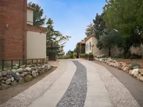Spacious, 6-bedroom House in Vallmoll With a Swimming Pool and Wifi 10 - Image 3