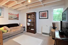 Santosa Cottage - Image 3