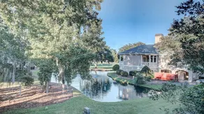 Grier Villa by RedAwning - Image 5