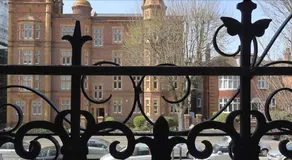 The Courtlands - Image 3