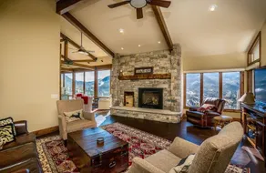 Stewart Highlands Home - Image 3