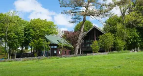 Brockwood Hall Lodges - Image 2