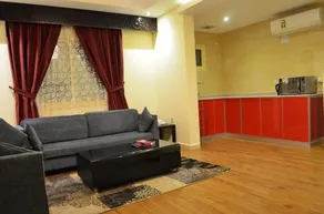 Grand Plaza Hotel Suites - Image 2