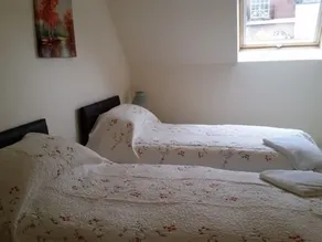 St Sidwells Townhouse - Image 2