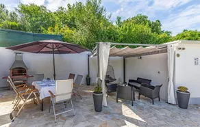 Awesome Home in Premantura With Outdoor Swimming Pool, Wifi and 3 Bedrooms - Image 3