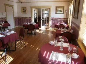 Francies Inn - Image 2