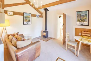 Host Stay The Hayloft - Image 2
