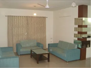 10 Blossoms Service Apartment - Image 2