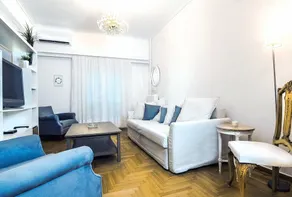 Charming 2 bedroom apartment next to Piraeus port - Image 2