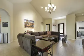 4BR 2BA Cottage at Lake Austin by RedAwning - Image 2