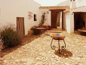 Vintage Farmhouse in Algarinejo With Terrace - Image 5