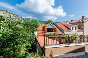 House Lazar - Image 4