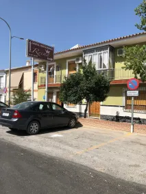 Hostal Restaurante Reina - Image 3