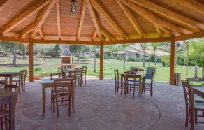 Stunning Apartment in Zambrone With 2 Bedrooms, Wifi and Outdoor Swimming Pool - Image 4