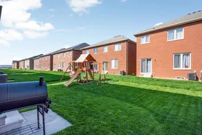 4 bdrms Milton near Toronto and Niagara - Image 3