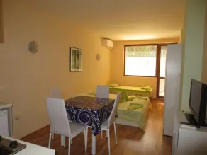 FANTASY APARTMENTS - Image 5